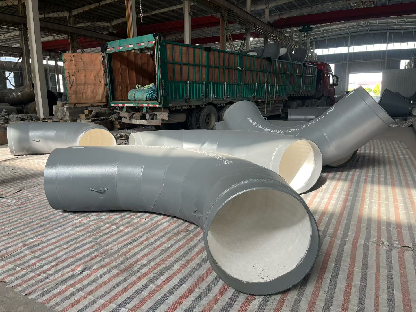 佳木斯市双金属耐磨管双金属充填耐磨管道 - 一站式服务